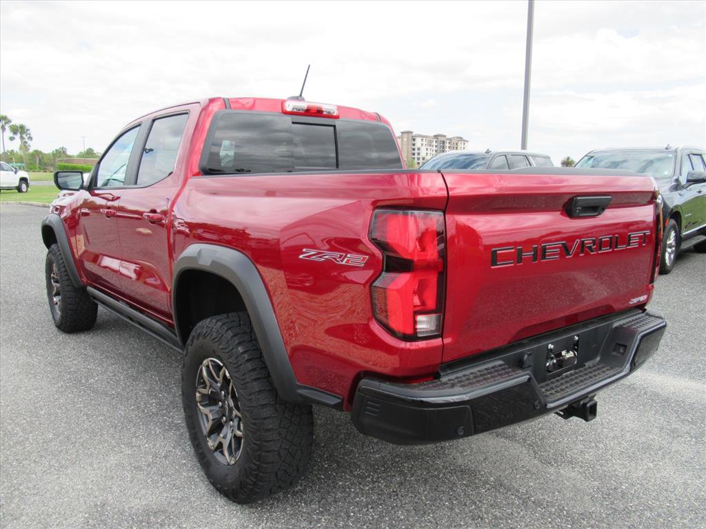 Used 2024 Chevrolet Colorado ZR2 w/ ZR2 Convenience Package III image 5