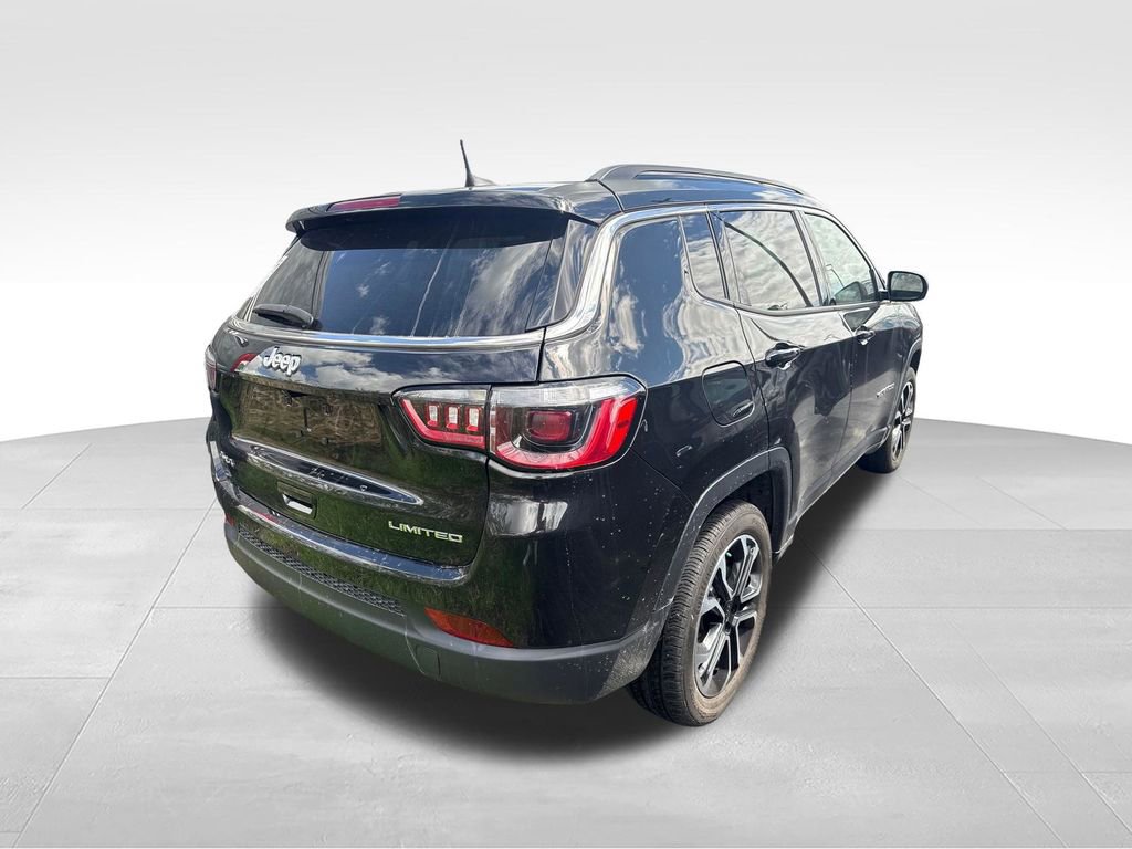Used 2022 Jeep Compass Limited AWD/4WD image 2