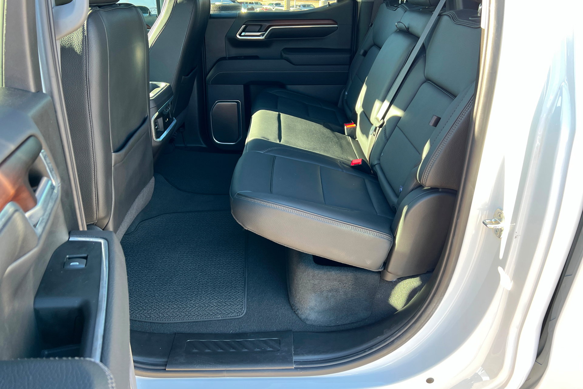 Used 2024 GMC Sierra 1500 Denali AWD/4WD image 22