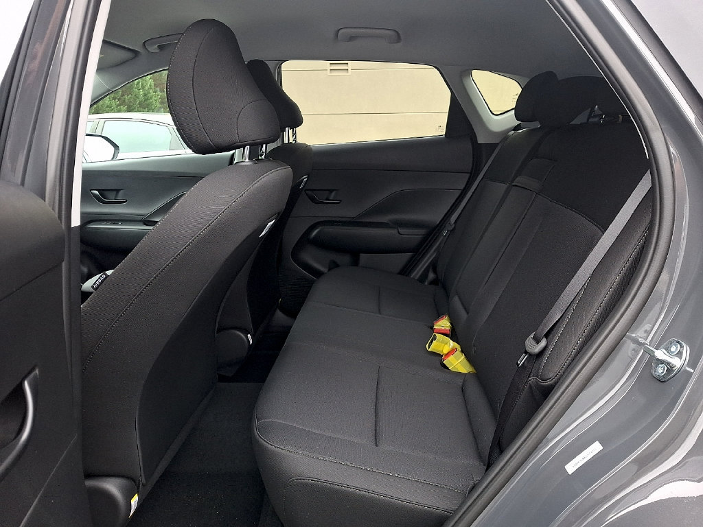 New 2027 Hyundai Kona SEL Sport FWD image 6