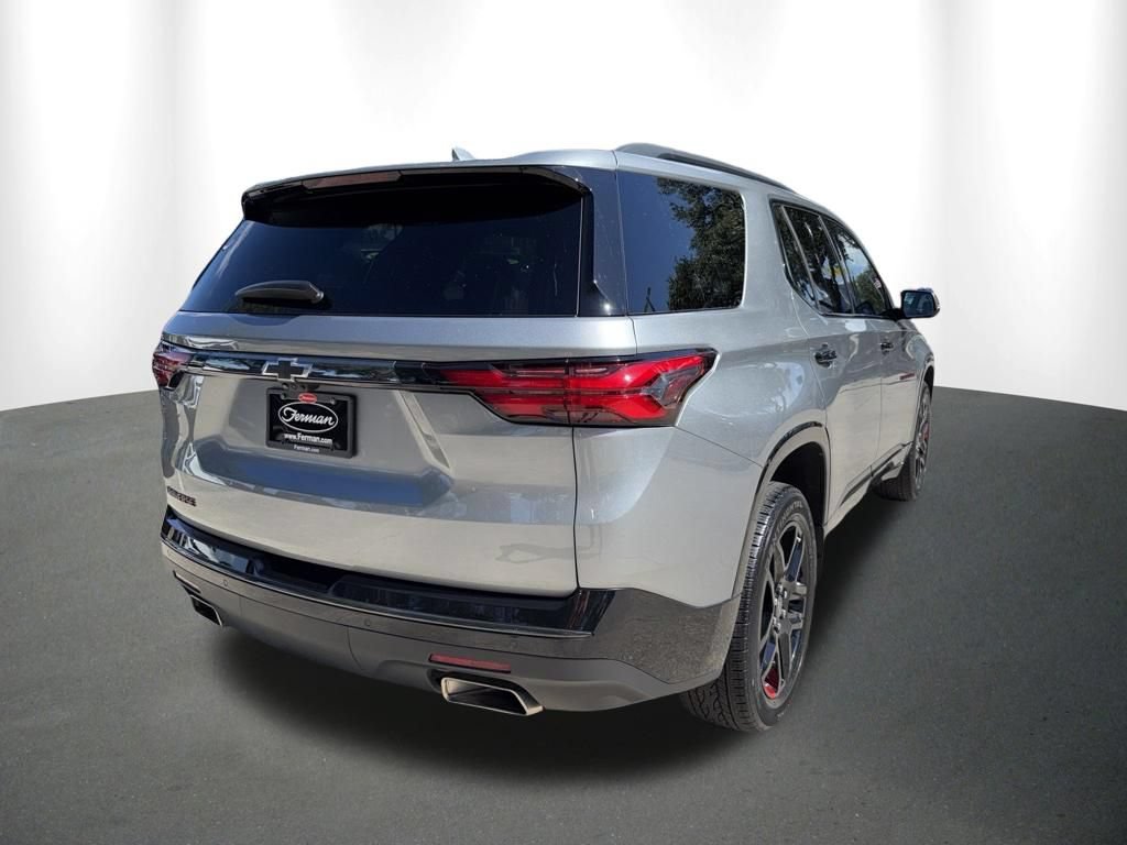 Used 2023 Chevrolet Traverse Premier w/ Redline Edition FWD image 19