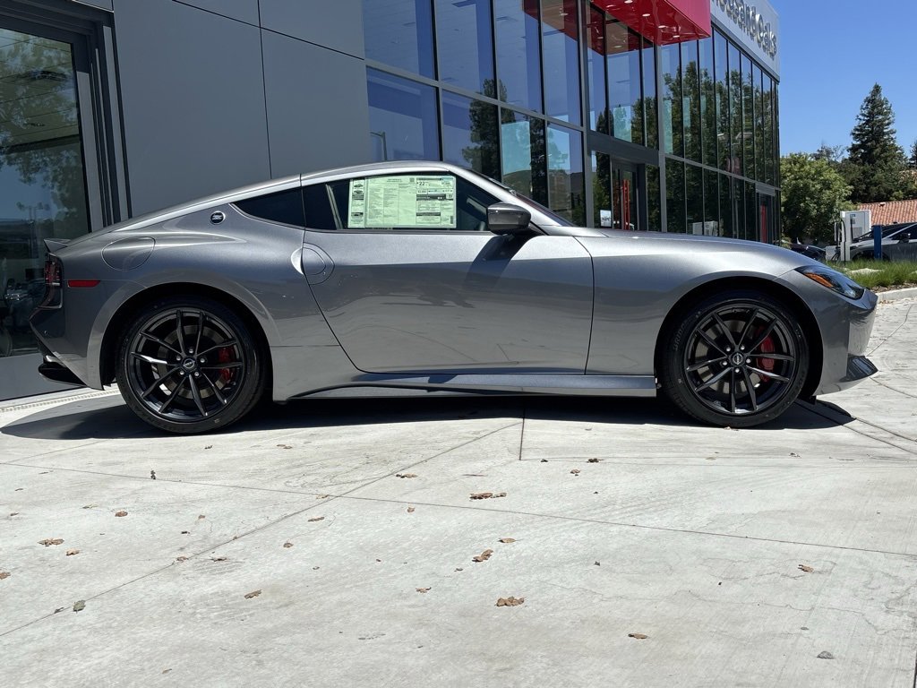 New 2025 Nissan Z Performance image 2