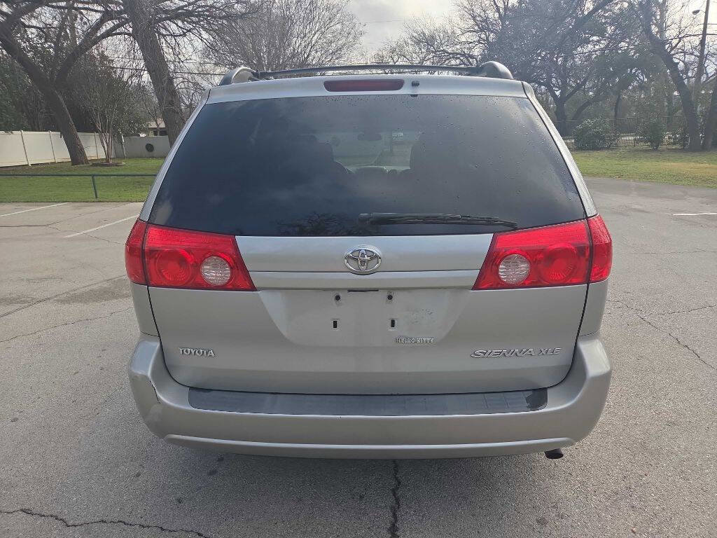 Used 2007 Toyota Sienna XLE image 5