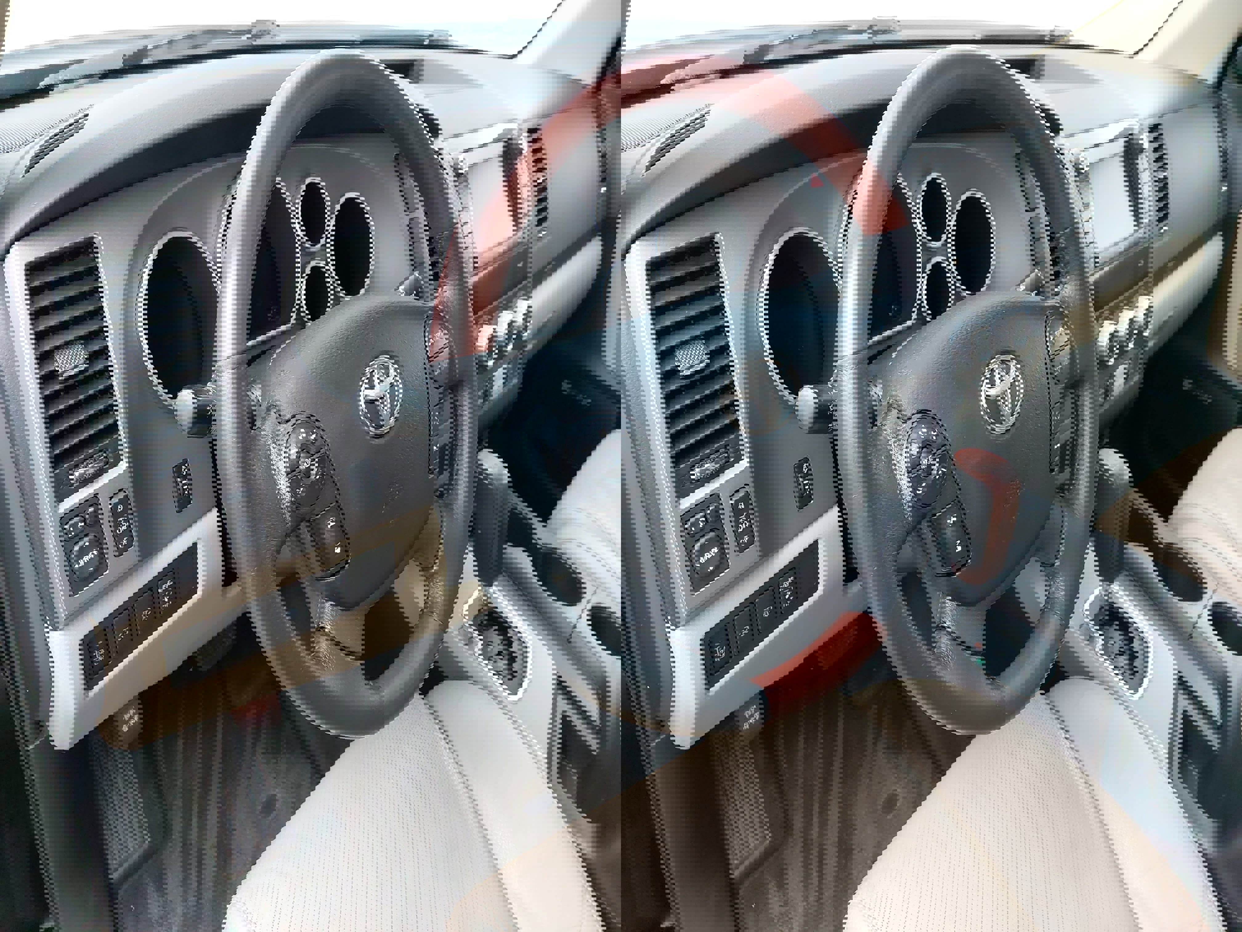 Used 2012 Toyota Sequoia Platinum image 20