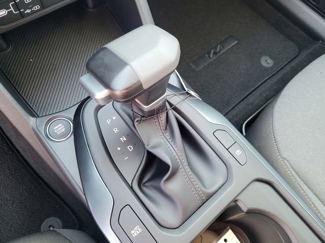 Used 2025 Kia K4 LXS image 15