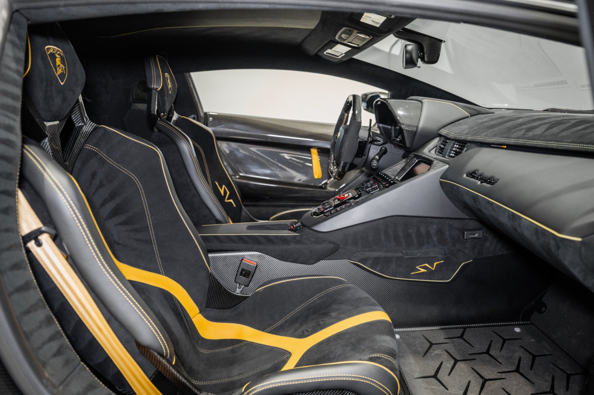 Used 2016 Lamborghini Aventador LP 750-4 Superveloce AWD/4WD image 28