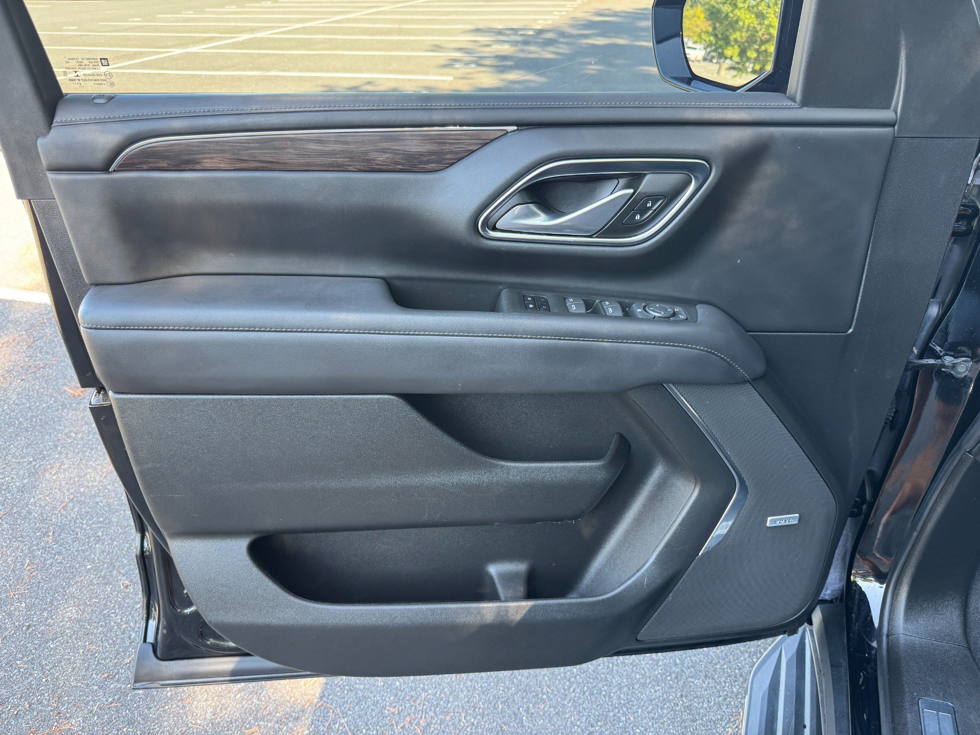 Used 2022 Chevrolet Tahoe LT AWD/4WD image 25