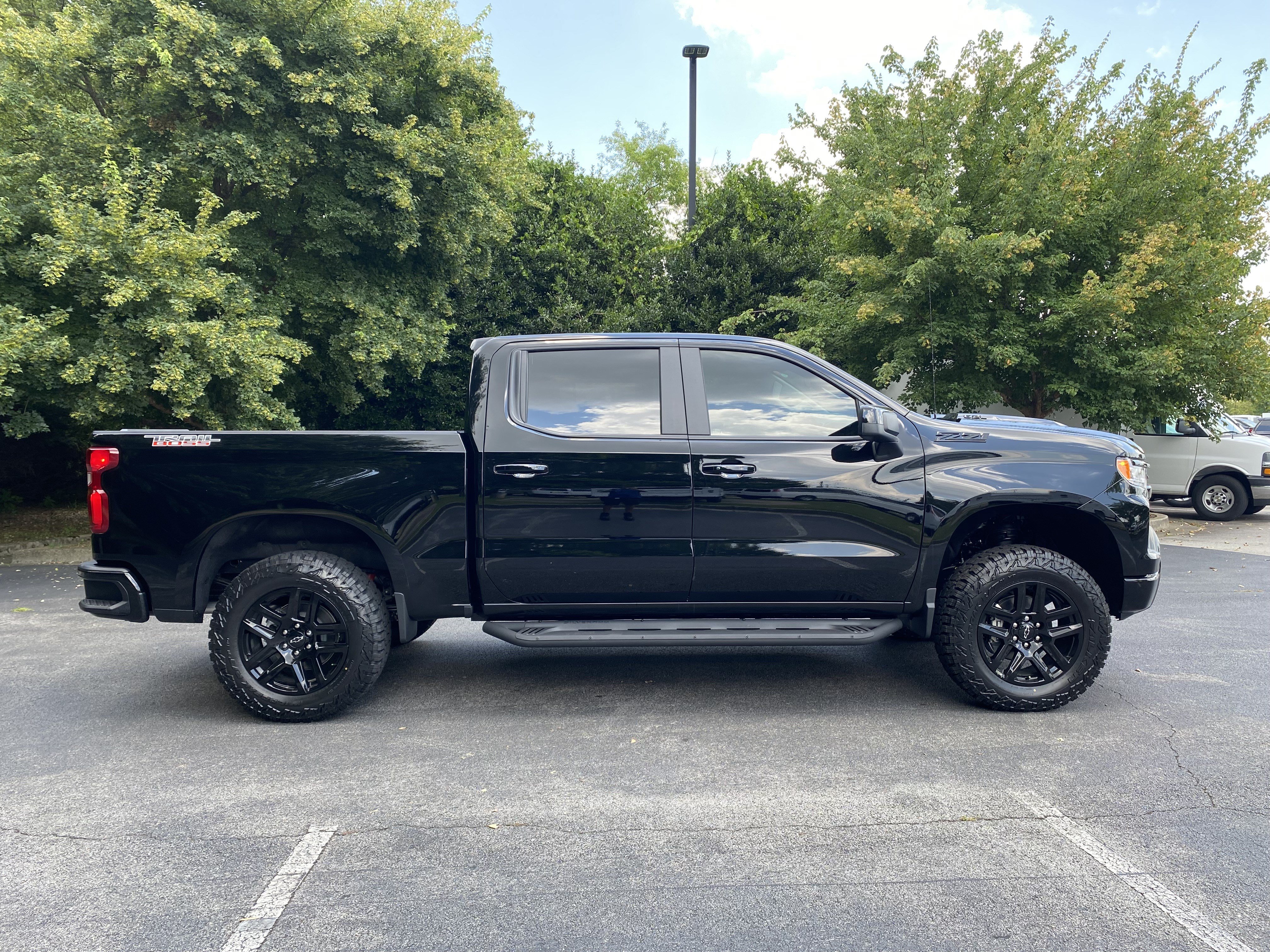 New 2026 Chevrolet Silverado 1500 LT Trail Boss w/ Convenience Package II AWD/4WD image 10