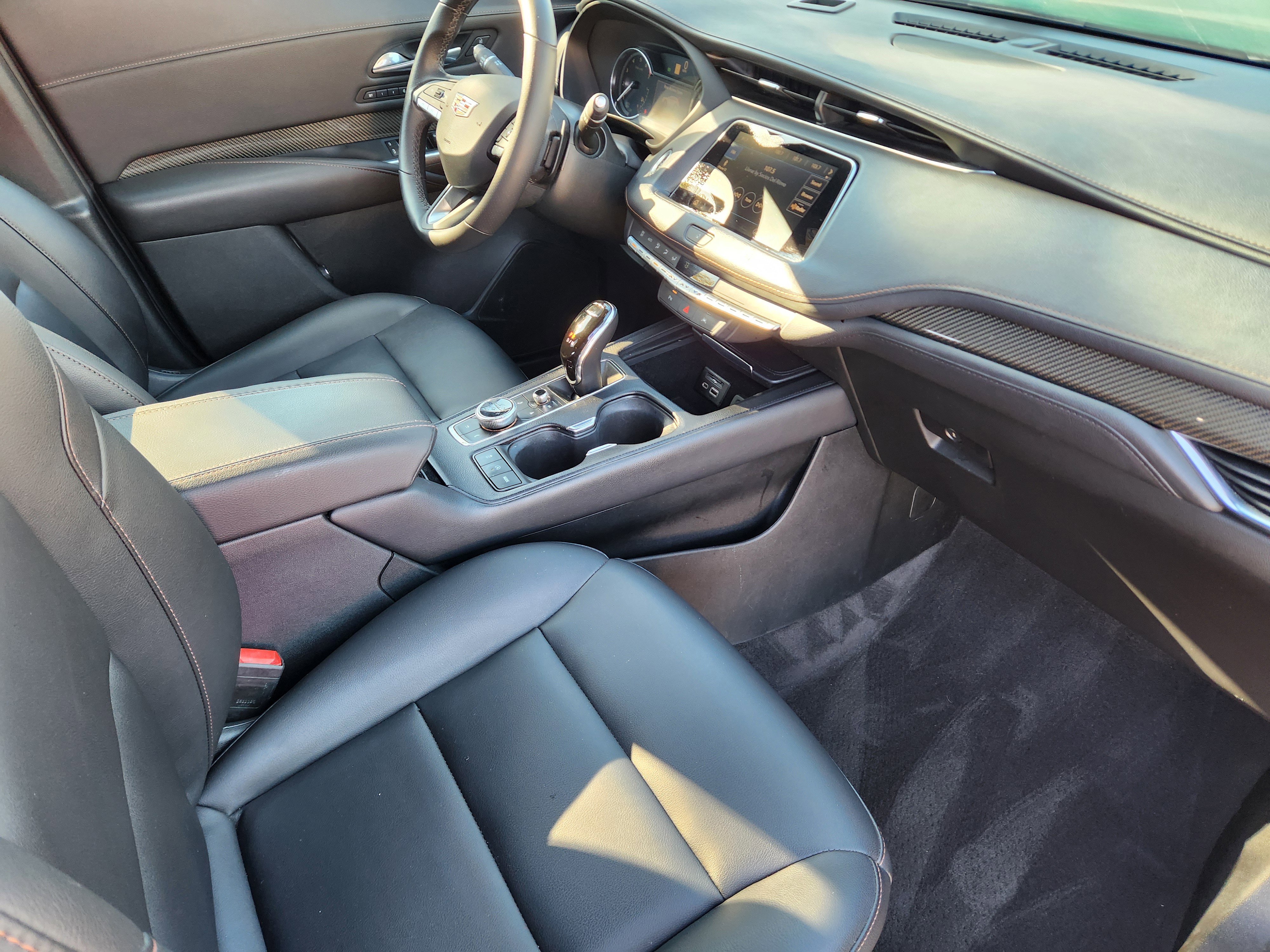 Used 2020 Cadillac XT4 Sport w/ Driver Awareness Package image 17