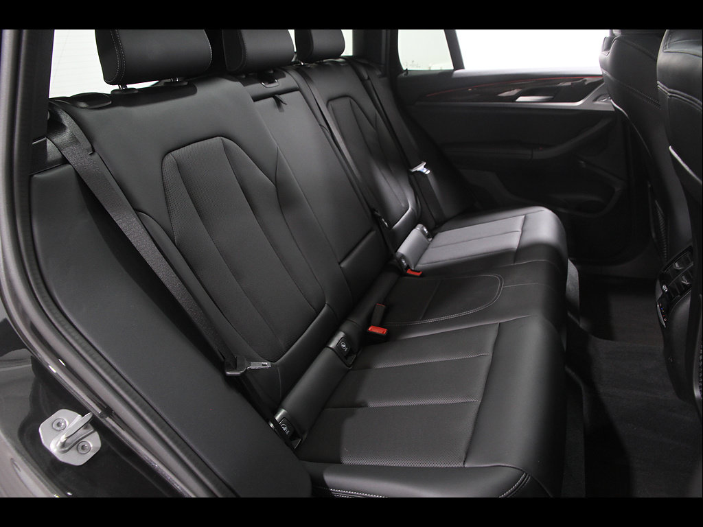 Used 2023 BMW X3 xDrive30i w/ Premium Package AWD/4WD image 18
