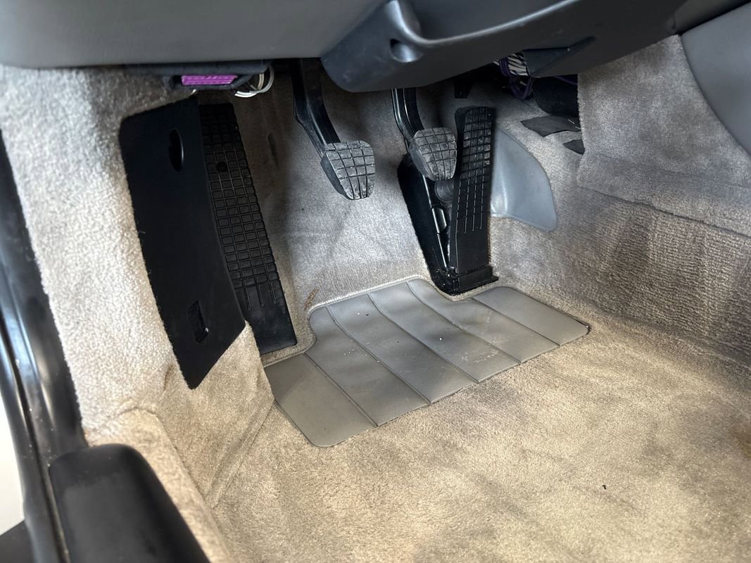 Used 2000 Porsche Boxster S image 47