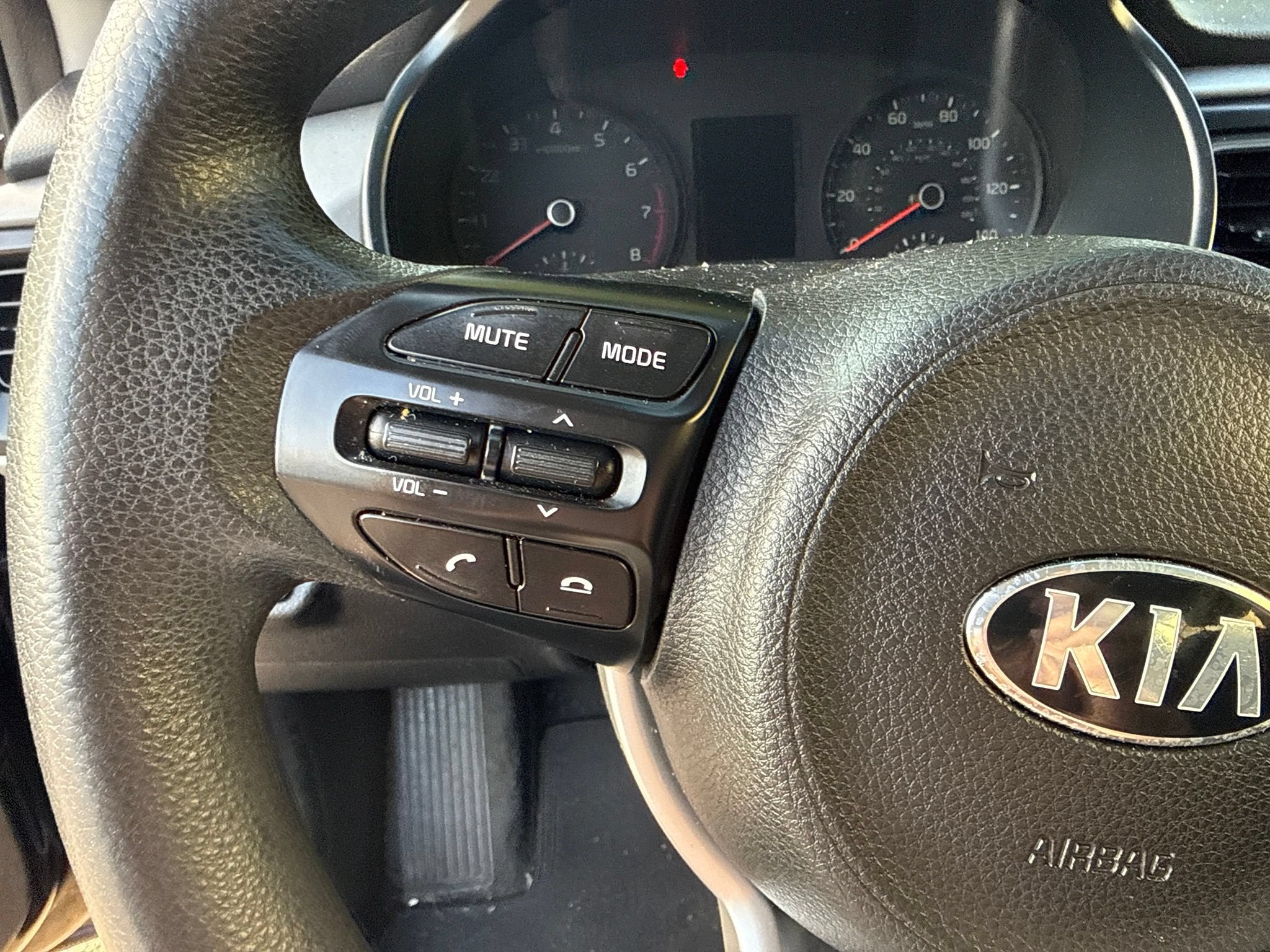 Used 2018 Kia Rio S FWD image 22