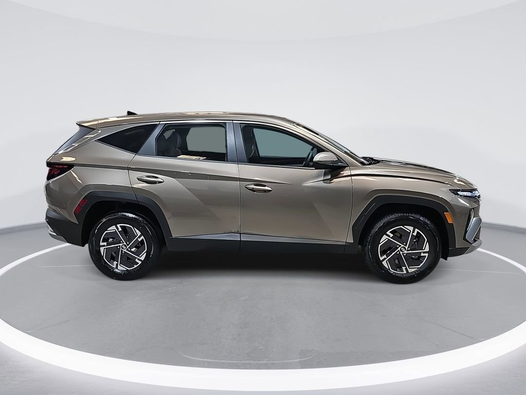 New 2026 Hyundai Tucson Blue SE image 4