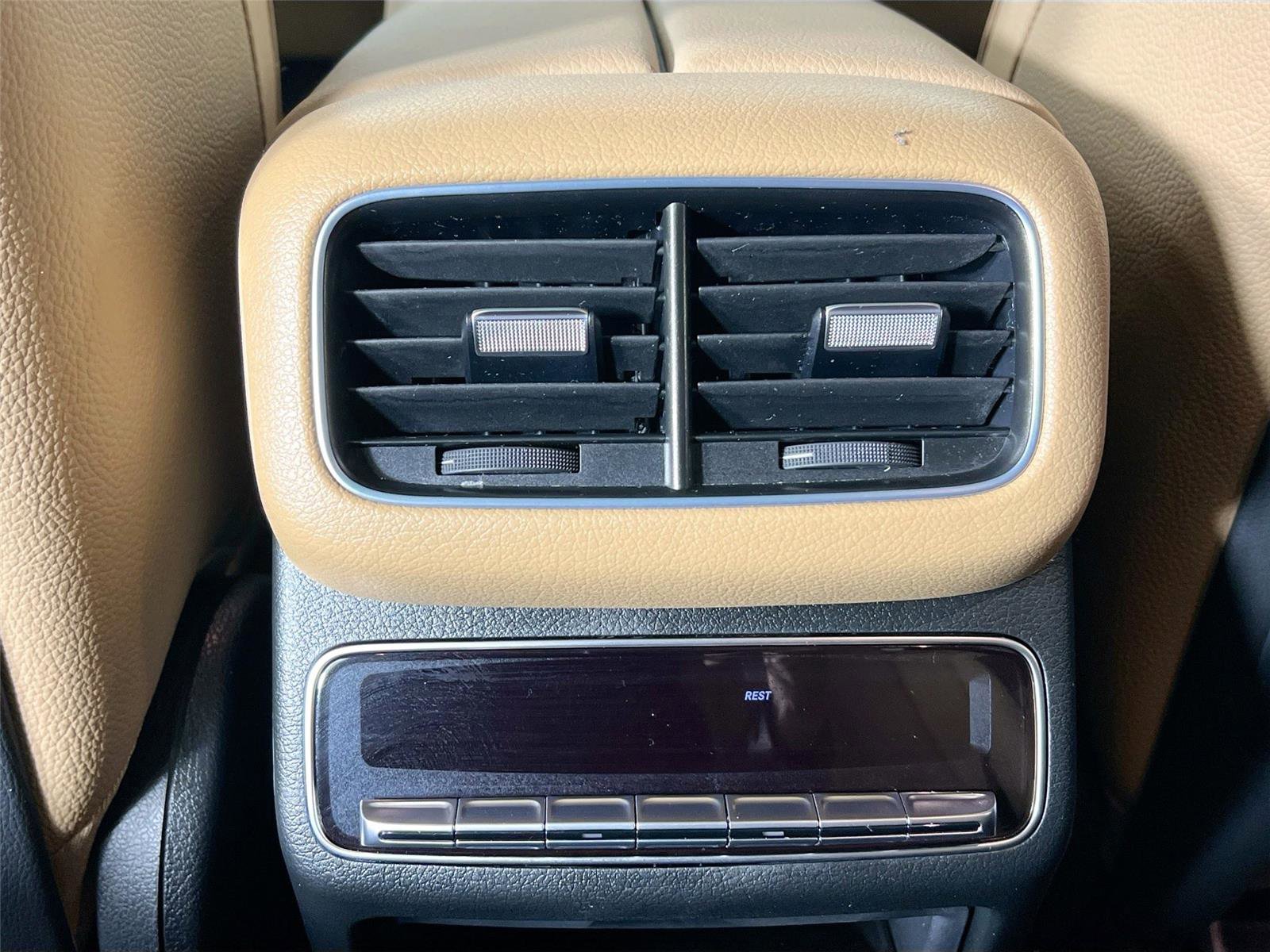 Certified 2026 Mercedes-Benz GLE 350 4MATIC image 25