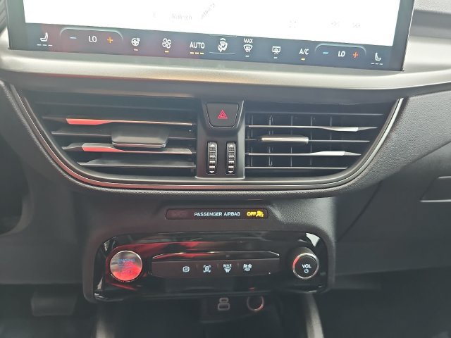 Used 2025 Ford Escape SE FWD image 22