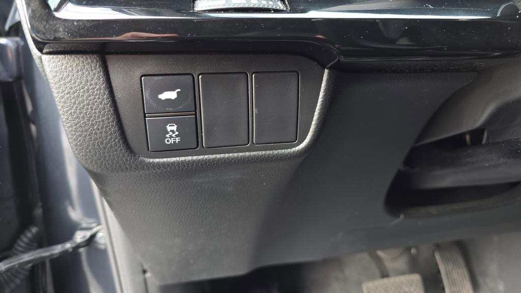 Used 2023 Honda CR-V Sport Touring image 18