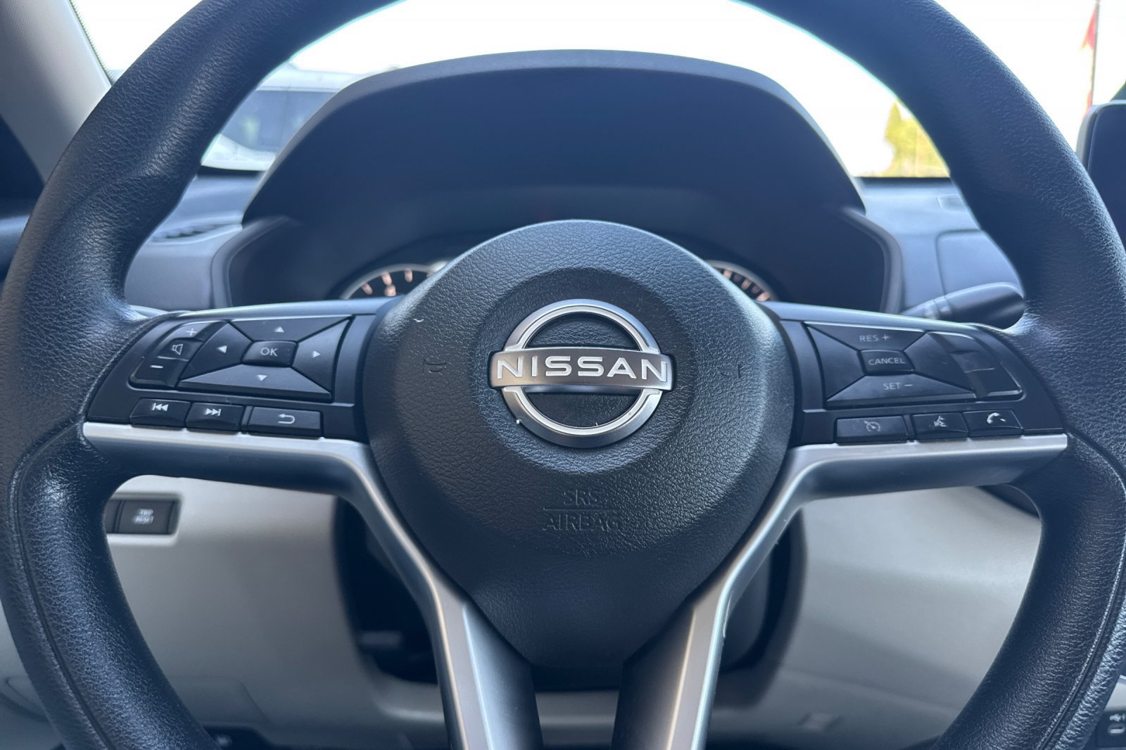 Certified 2025 Nissan Altima 2.5 SV FWD image 27