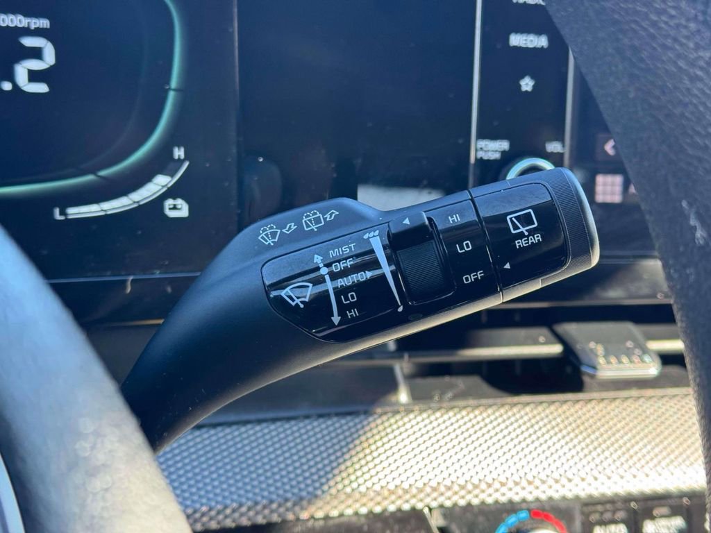 Used 2023 Kia Sportage LX image 22