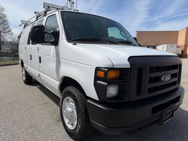 Used 2013 Ford E-150 and Econoline 150 RWD image 3