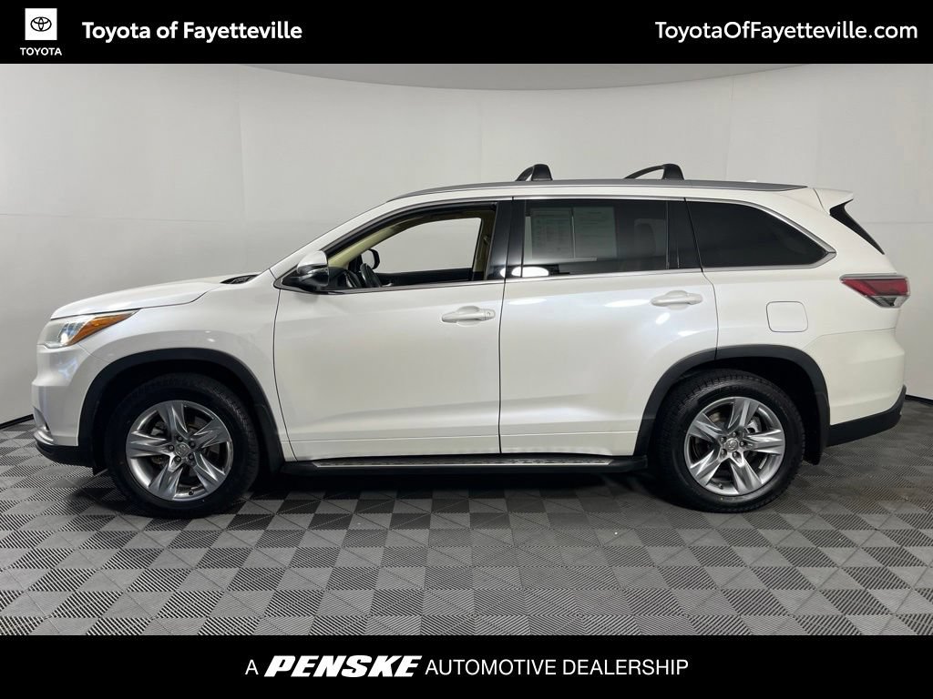 Used 2015 Toyota Highlander Limited FWD image 2