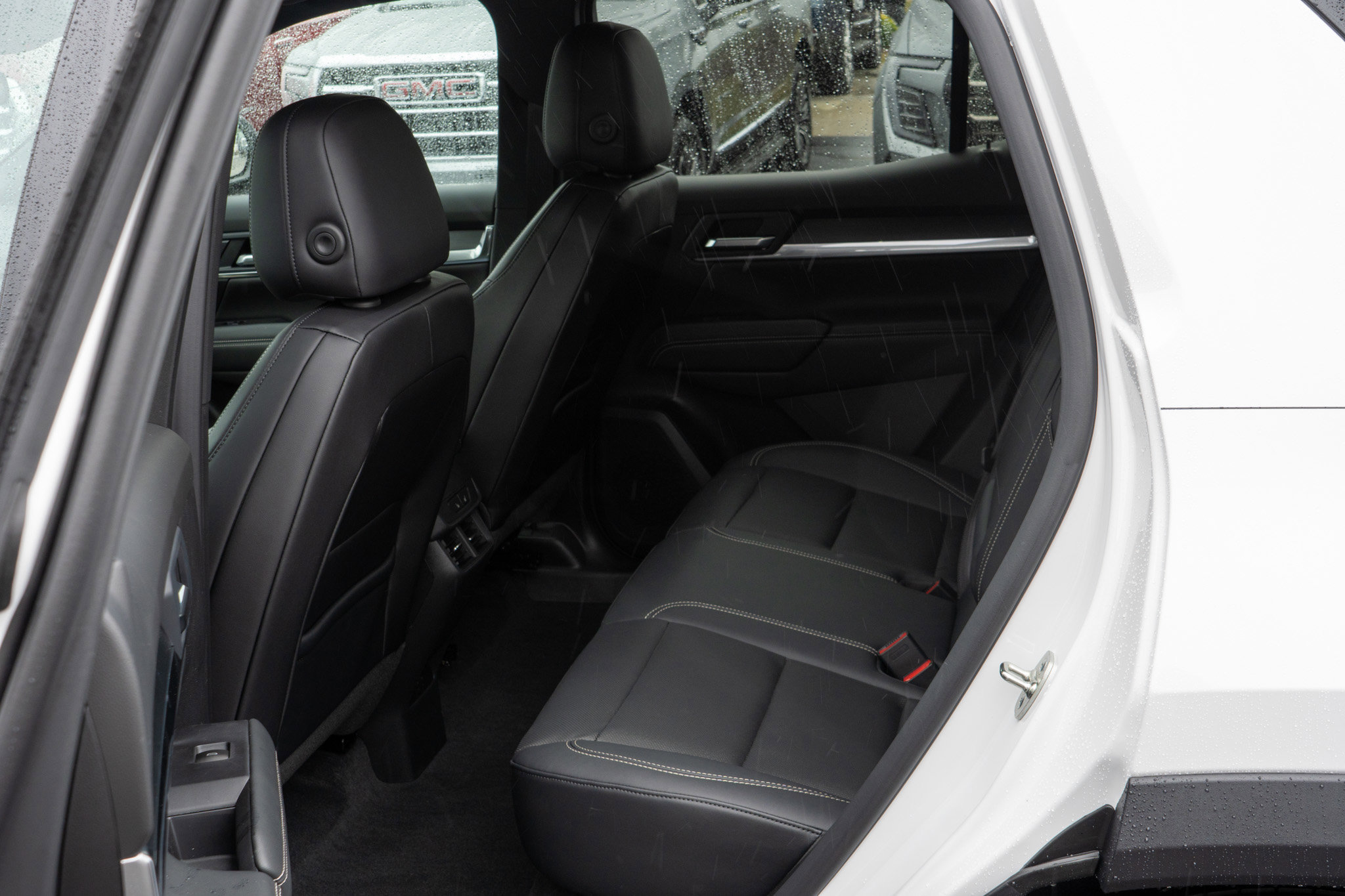 New 2026 GMC Terrain Elevation w/ Elevation Premium Package image 19