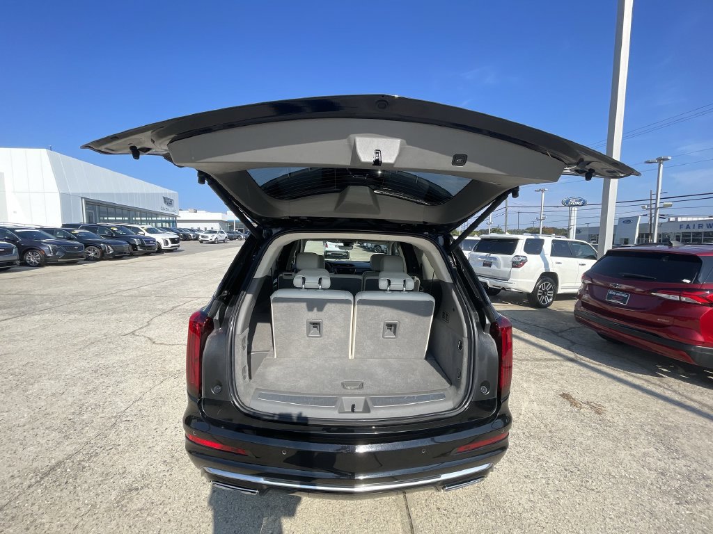 Certified 2023 Cadillac XT6 Premium Luxury w/ Technology Package FWD image 27
