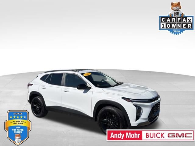 Used 2025 Chevrolet Trax ACTIV w/ Sunroof Package FWD image 1