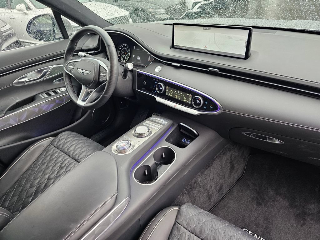 Certified 2025 Genesis GV70 3.5T Sport w/ Sport Advanced Package AWD/4WD image 30