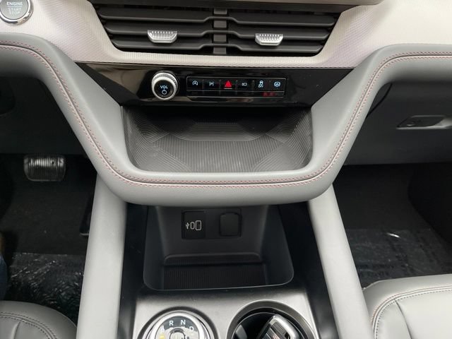 New 2026 Ford Explorer Active w/ Active Comfort Package AWD/4WD image 18