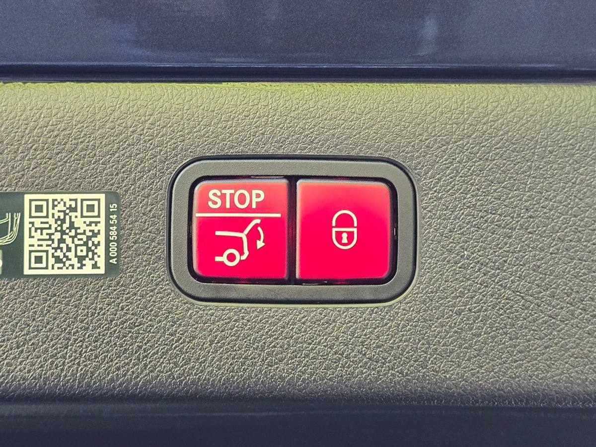 Used 2022 Mercedes-Benz EQS 450+ Sedan image 73