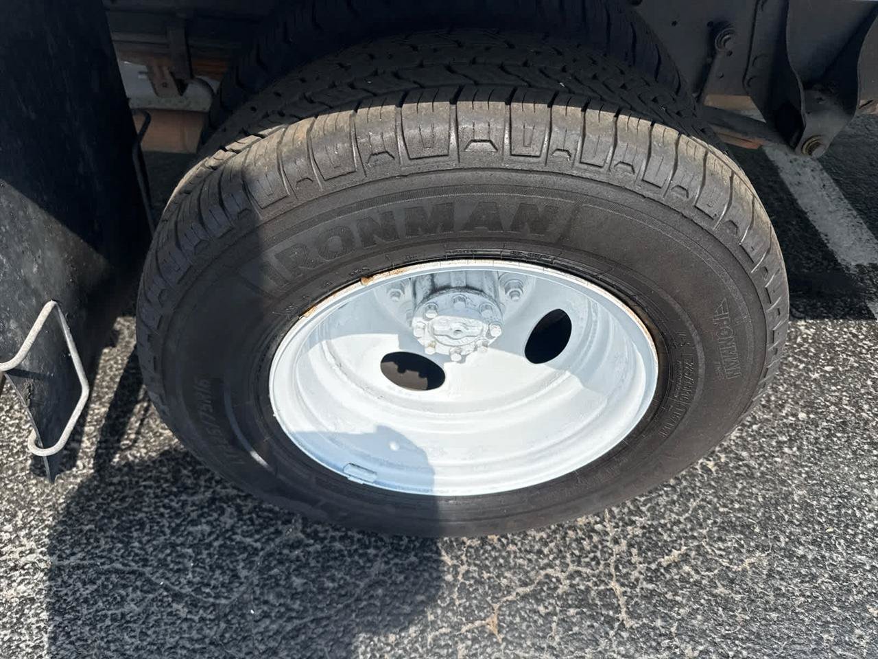 Used 2018 Ford E-350 and Econoline 350 Super Duty RWD image 9