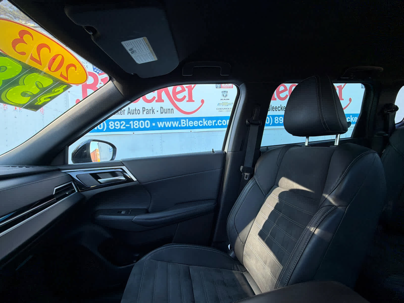 Used 2023 Mitsubishi Outlander SE Black Edition image 27