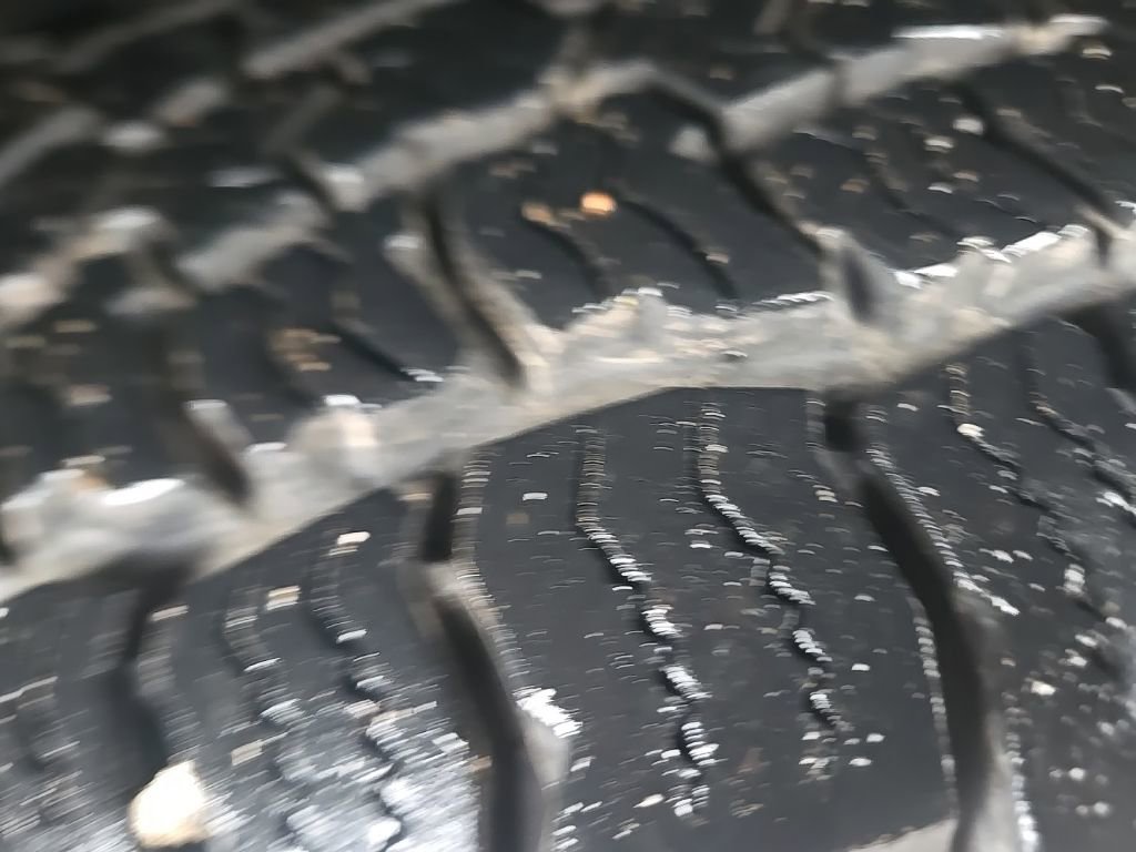 Used 2021 Nissan Titan SV w/ SV Convenience Package image 38