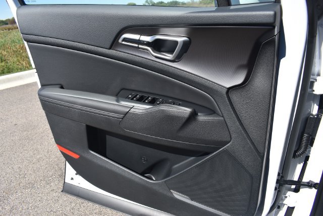 New 2027 Kia Sportage EX FWD image 33