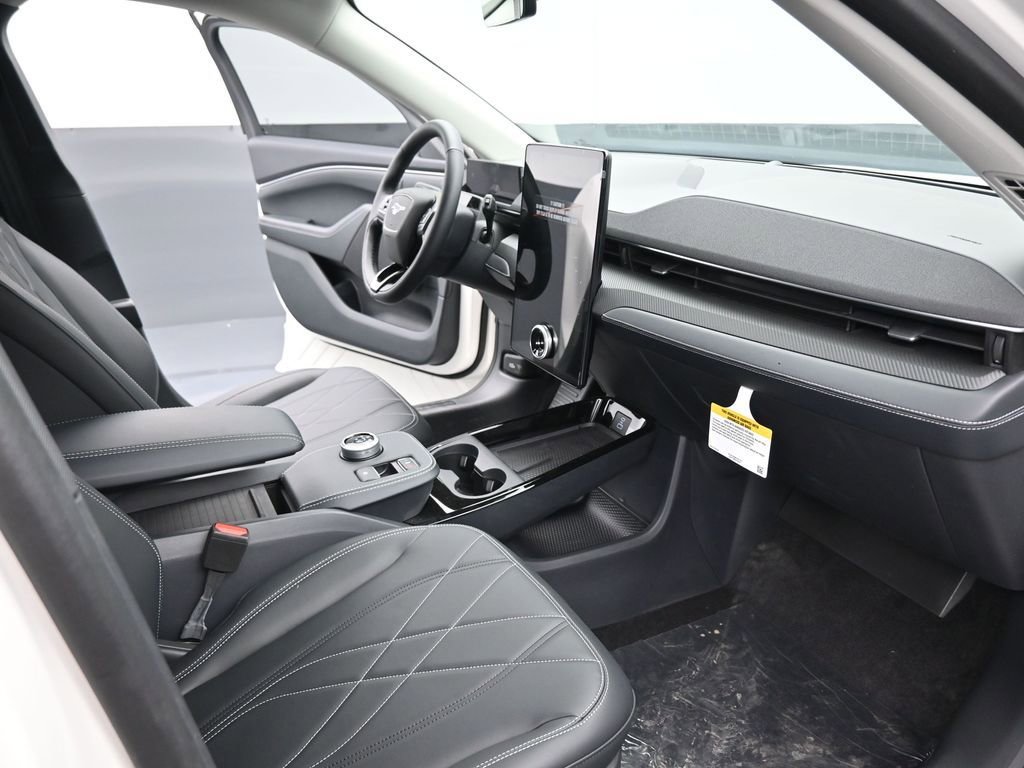Used 2024 Ford Mustang Mach-E Select w/ Comfort Package Lite image 24