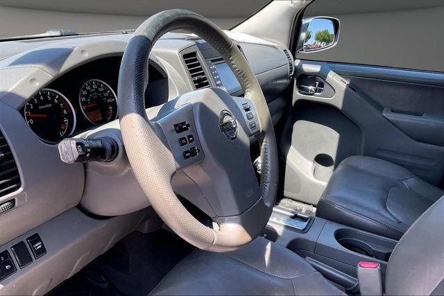 Used 2019 Nissan Frontier SL RWD image 12