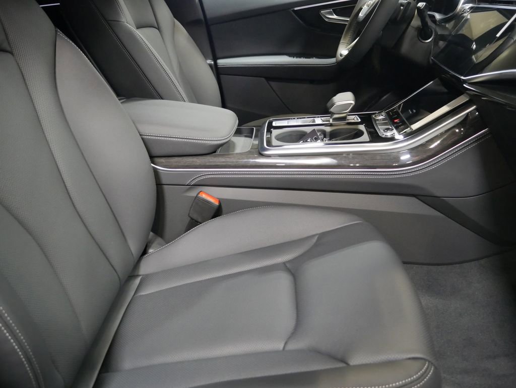 New 2026 Audi Q7 Premium Plus image 29