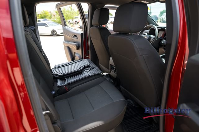 Used 2025 Chevrolet Colorado W/T w/ Advanced Trailering Package AWD/4WD image 14