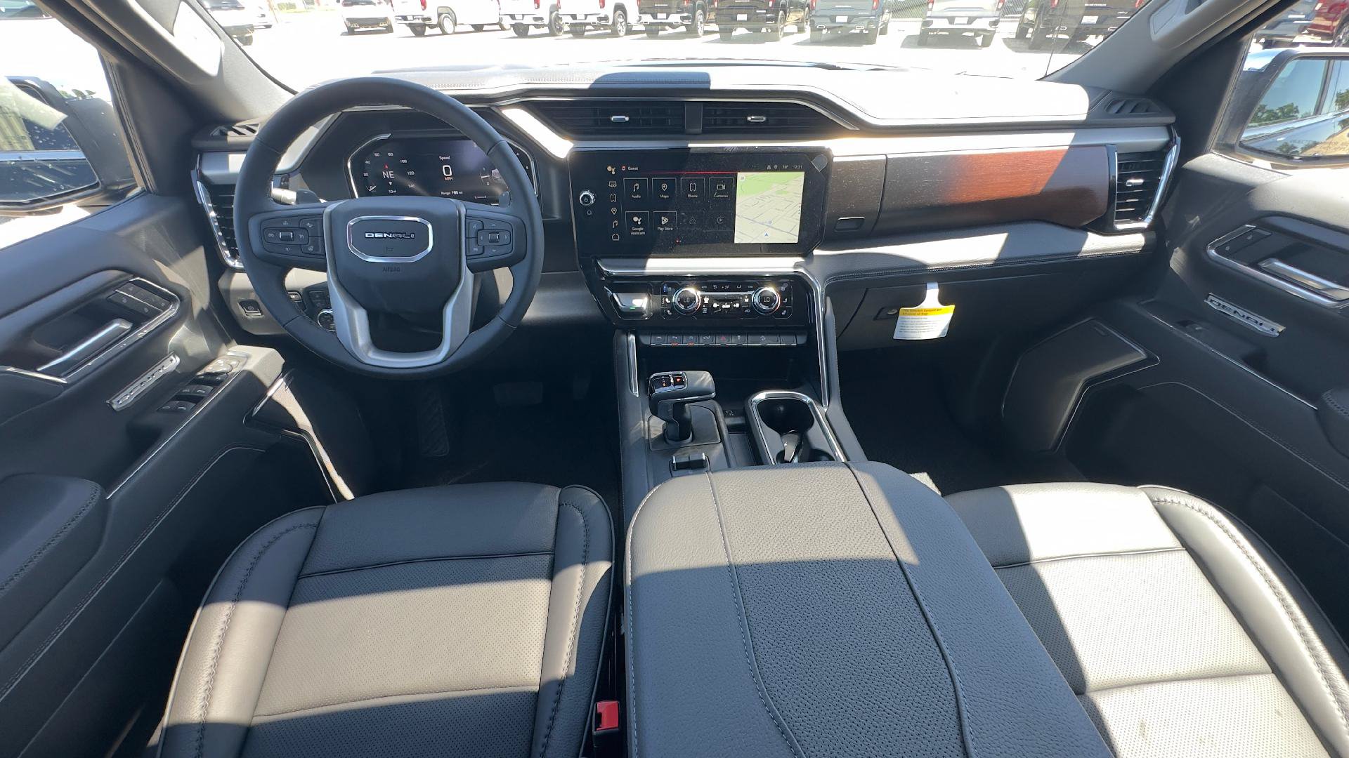 New 2026 GMC Sierra 1500 Denali w/ Denali Reserve Package AWD/4WD image 9
