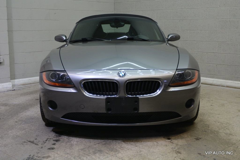 Used 2004 BMW Z4 2.5i image 23