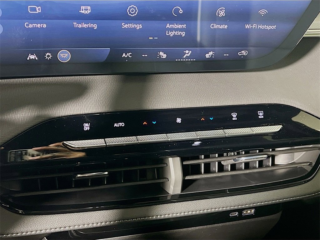 New 2026 Buick Enclave Sport Touring w/ Power Package image 14