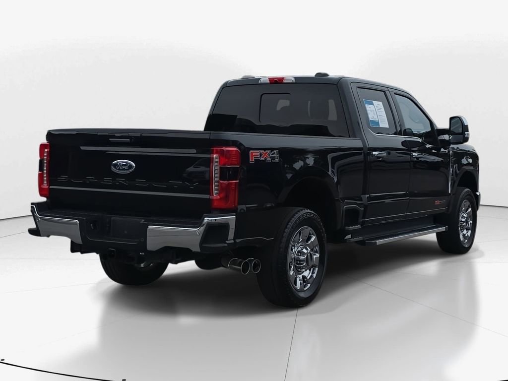 Used 2023 Ford F250 Lariat w/ Tow Technology Package image 5