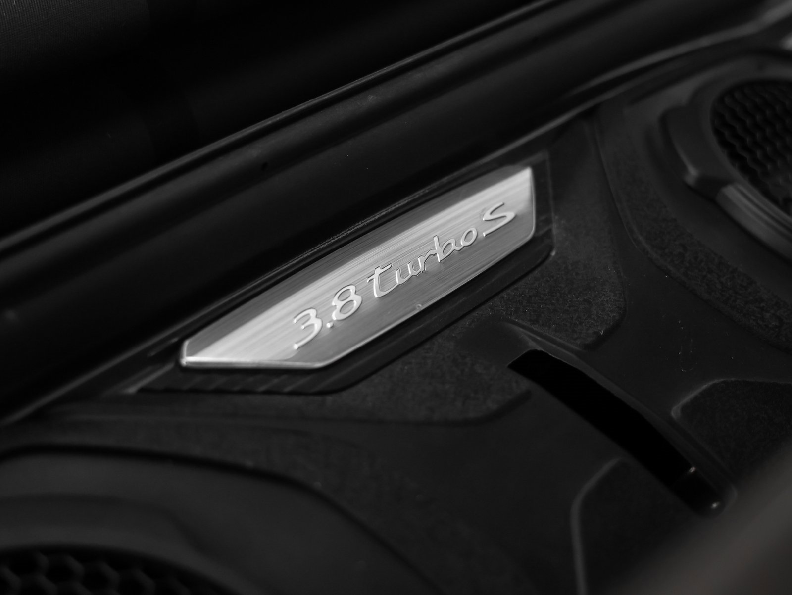 Used 2021 Porsche 911 Turbo S image 27