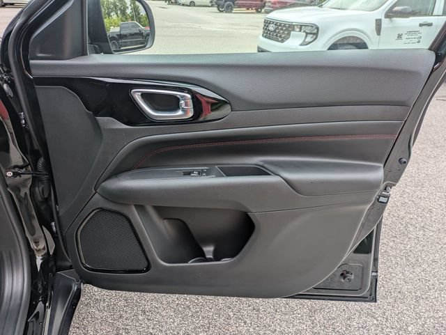 New 2026 Jeep Compass Trailhawk AWD/4WD image 32