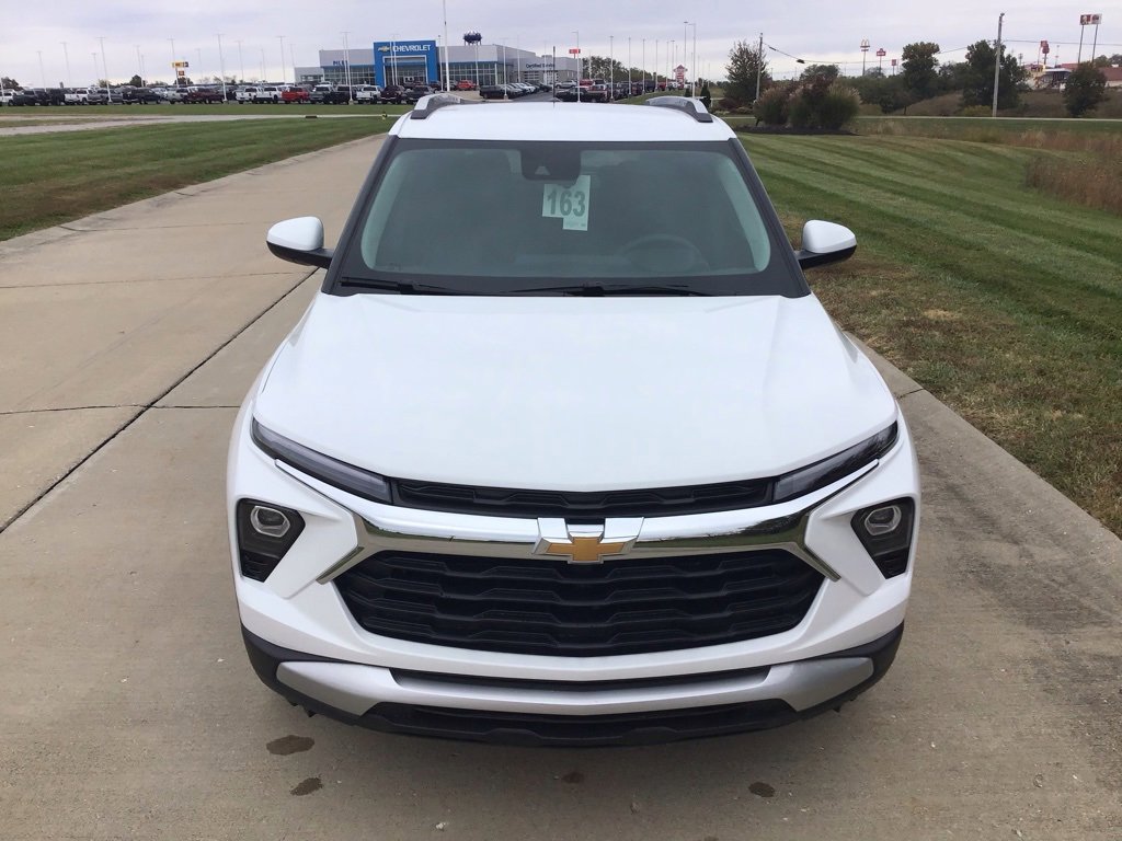 New 2026 Chevrolet TrailBlazer LT image 2