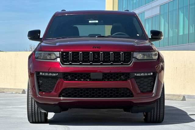 New 2026 Jeep Grand Cherokee Limited AWD/4WD image 6