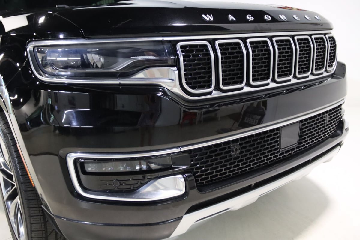 Used 2023 Jeep Wagoneer L Series II w/ Premium Group I AWD/4WD image 26