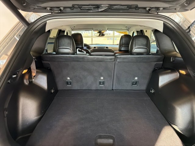 Used 2022 Jeep Cherokee Trailhawk w/ Comfort/Convenience Group image 14