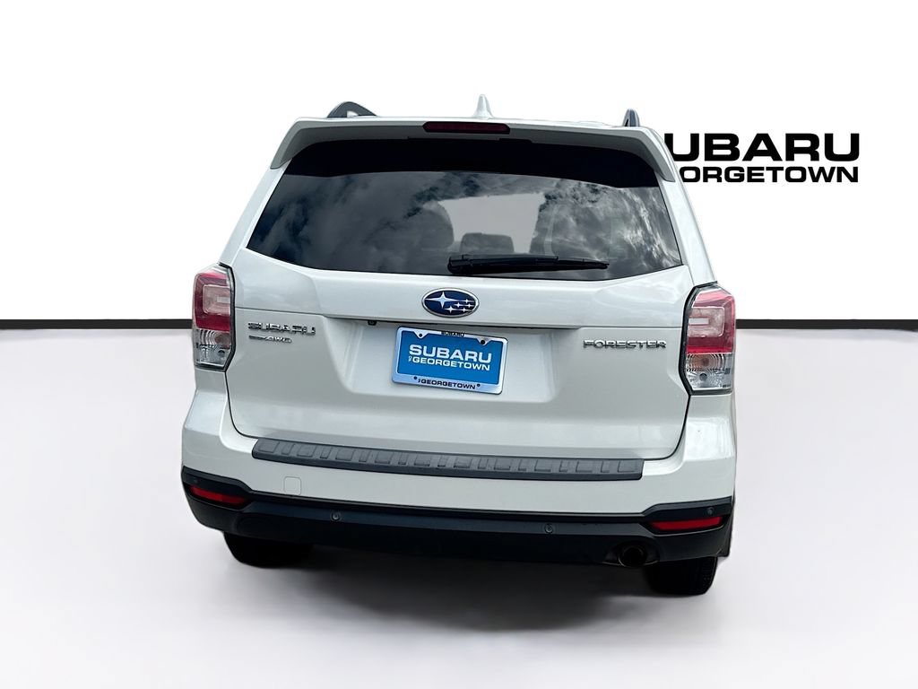 Used 2018 Subaru Forester 2.5i Touring AWD/4WD image 6
