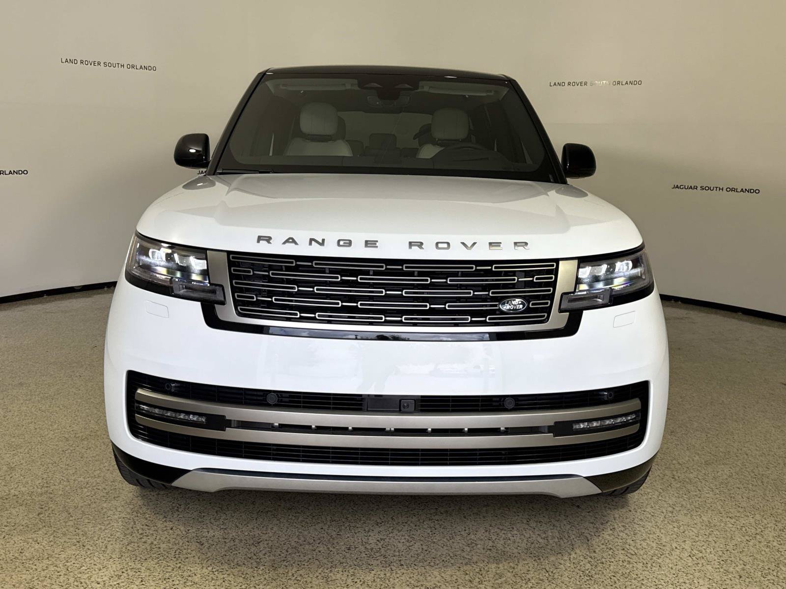 New 2027 Land Rover Range Rover Long Wheelbase SE AWD/4WD image 8
